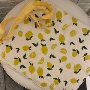 #097. Lemon Print Tote Bag